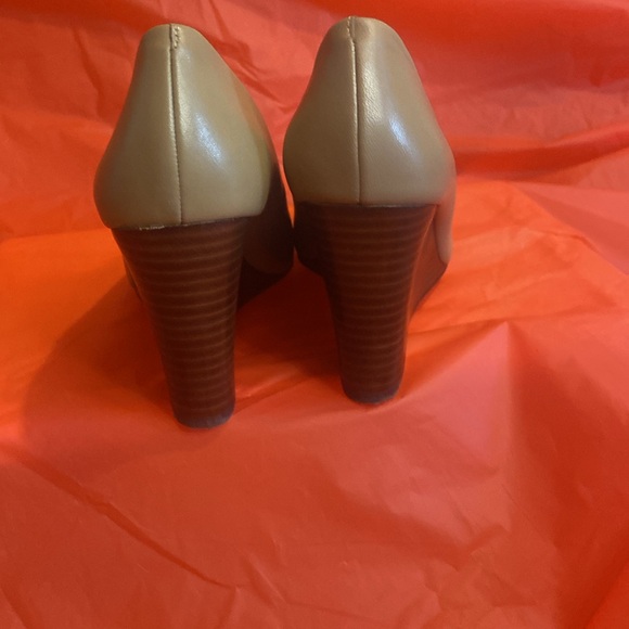 Vince Camuto Shoes - Picture 4 of 14